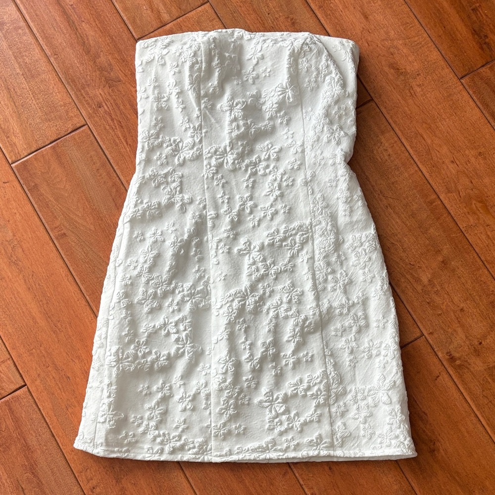 Princess Polly Strapless White Dress